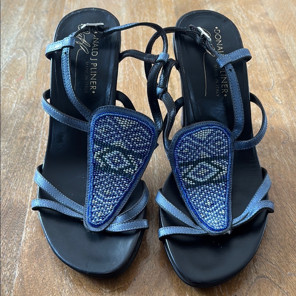 Donald J. Pliner Women's Blue Beaded Sandals